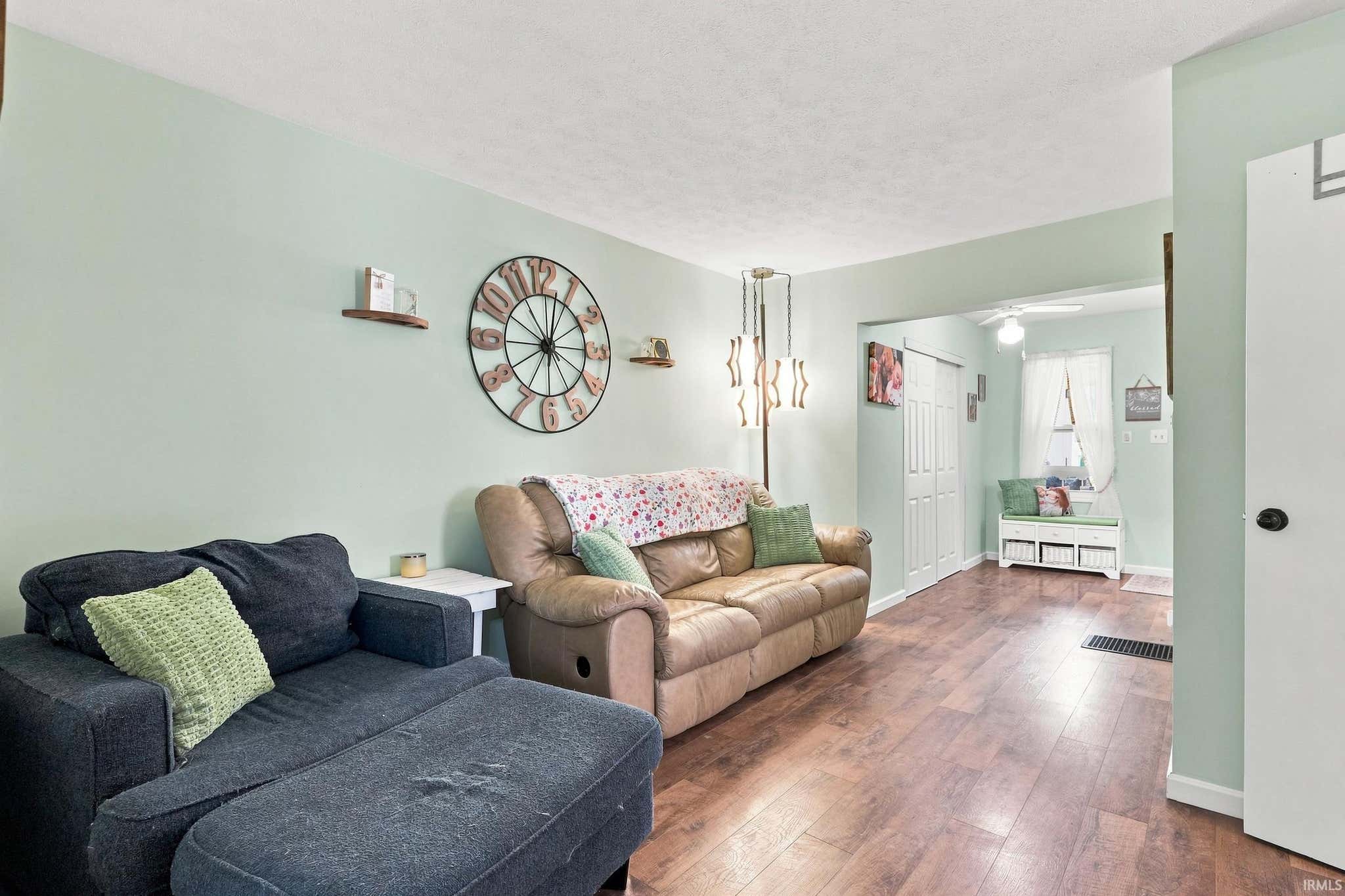 Image of 3370 W Old Lake Road